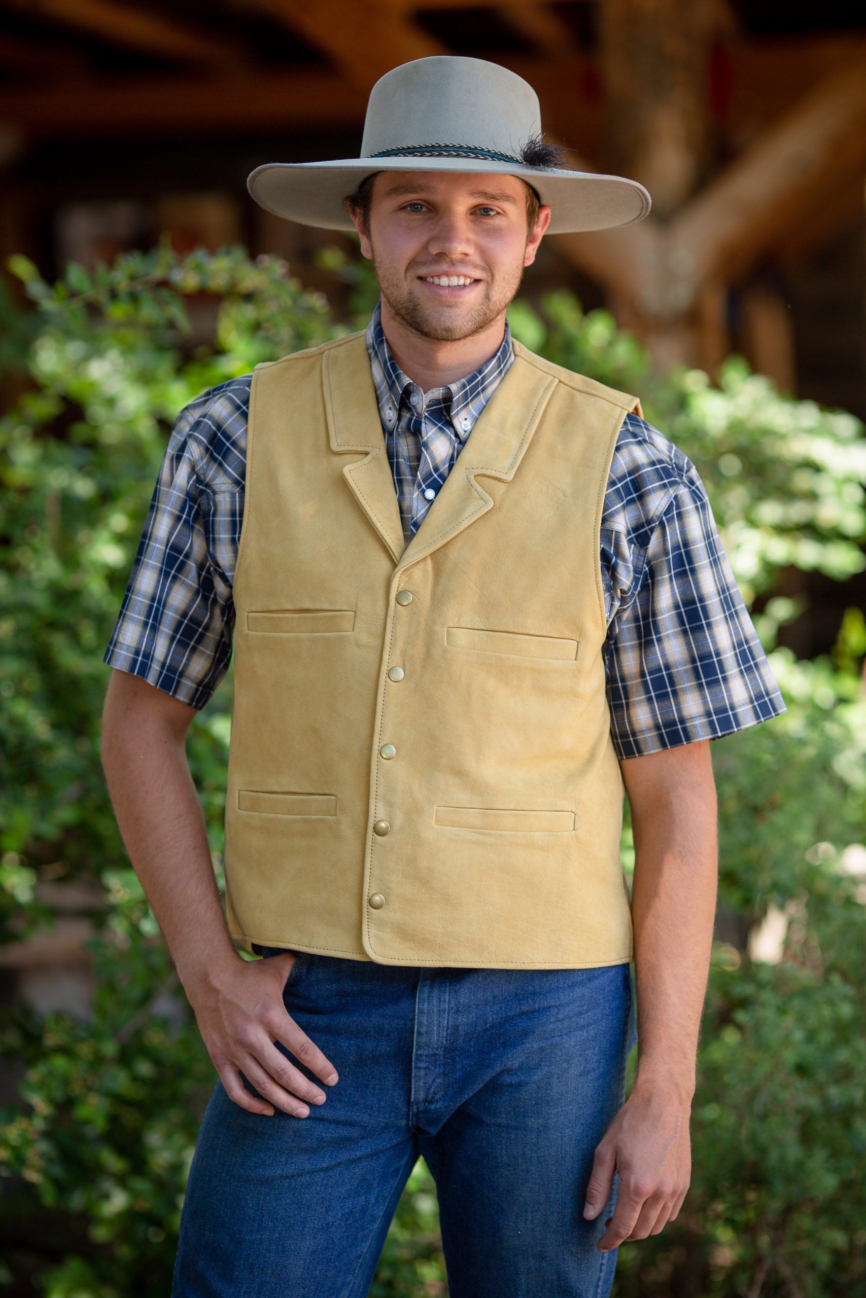 -Buffalo Vest Tan