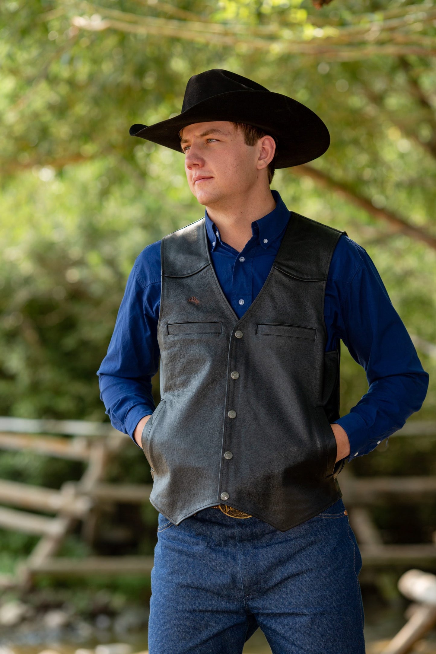 Drover Black Front 1