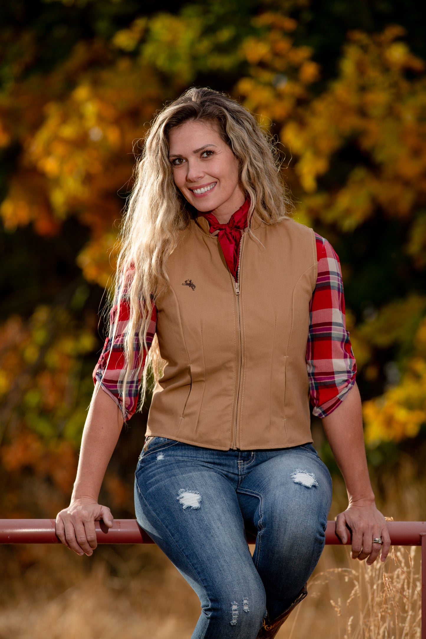 Women's Absoroka Vest (Tan)